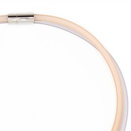 Caoutchouc ketting 2 lijns, licht grijs/ champagne