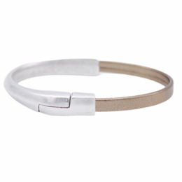 AMACAYACÚ (Silber) Lederarmband mit Magnetverschluss