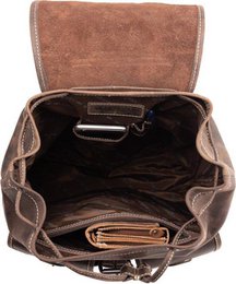 Geräumiger Rucksack aus dunkelbraunem Büffelleder - robuster und praktischer Rucksack mit ausreichender Stauraum, ideal für den täglichen Gebrauch und Abenteuer.