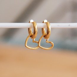 Rustfrit stål bred creol med åbent hjerte - guld