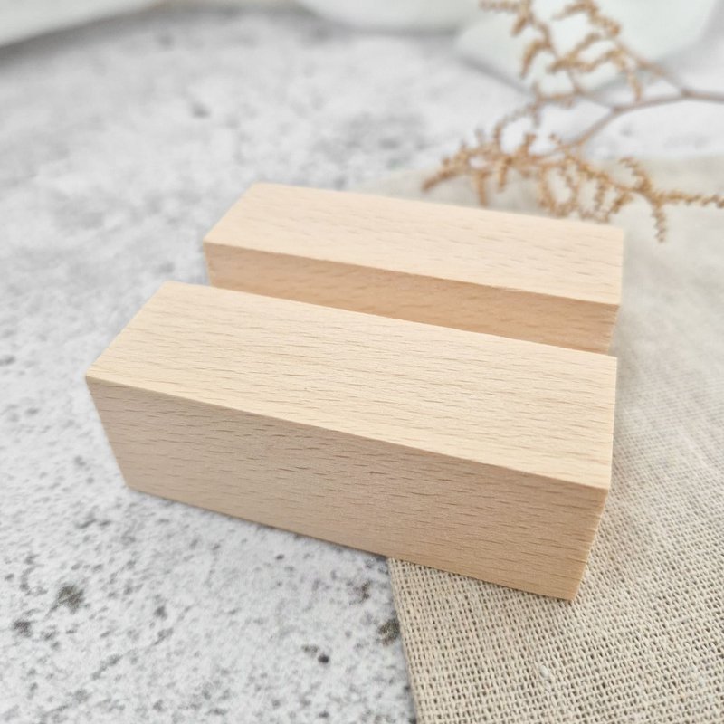 Tile holder