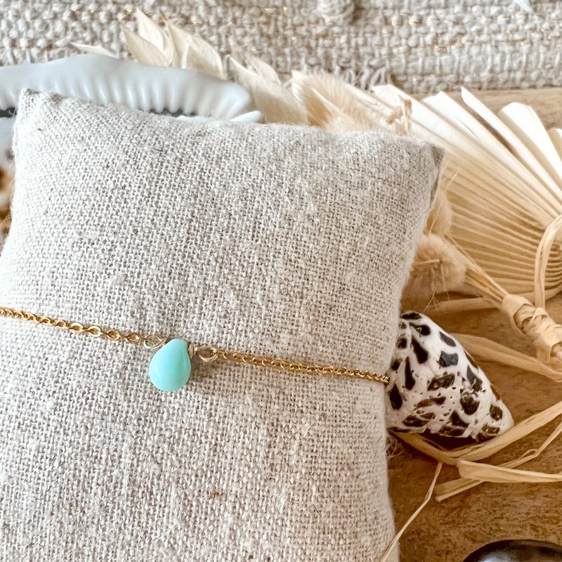 Blue and gold Oceania bracelet
