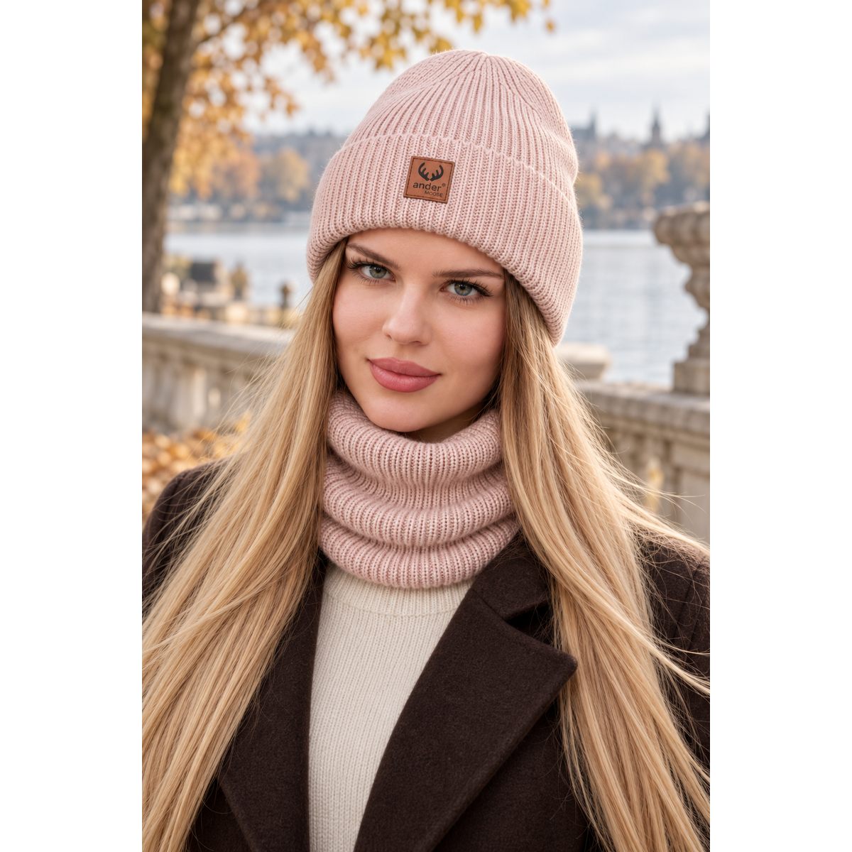 Completo cappello e sciarpa BRIGID - 100% lana merino - rosa cipria
