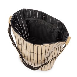 Iria Quintana Arroscia Shoulder Bag Geometric Design. 27x16x24 cm.