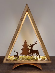 Marvin wooden tree including LED lighting with patina elements
