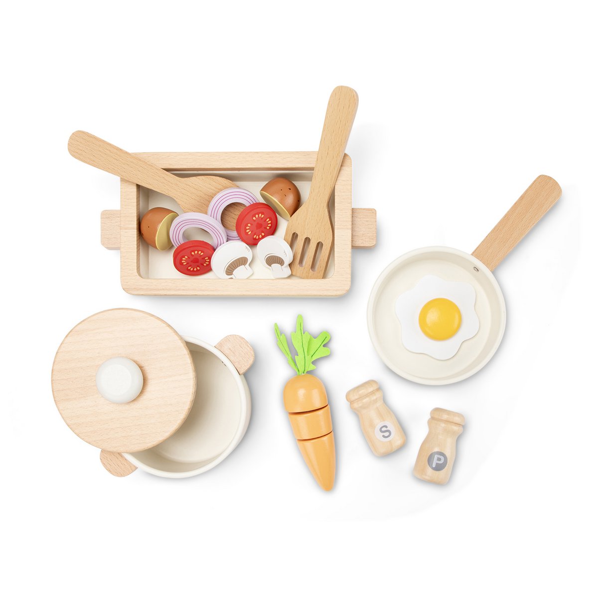 Houten pannenset met ovenschotel en groenten