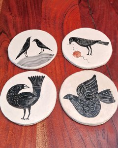 Met de hand beschilderde onderzetters van papier-maché-Vogel