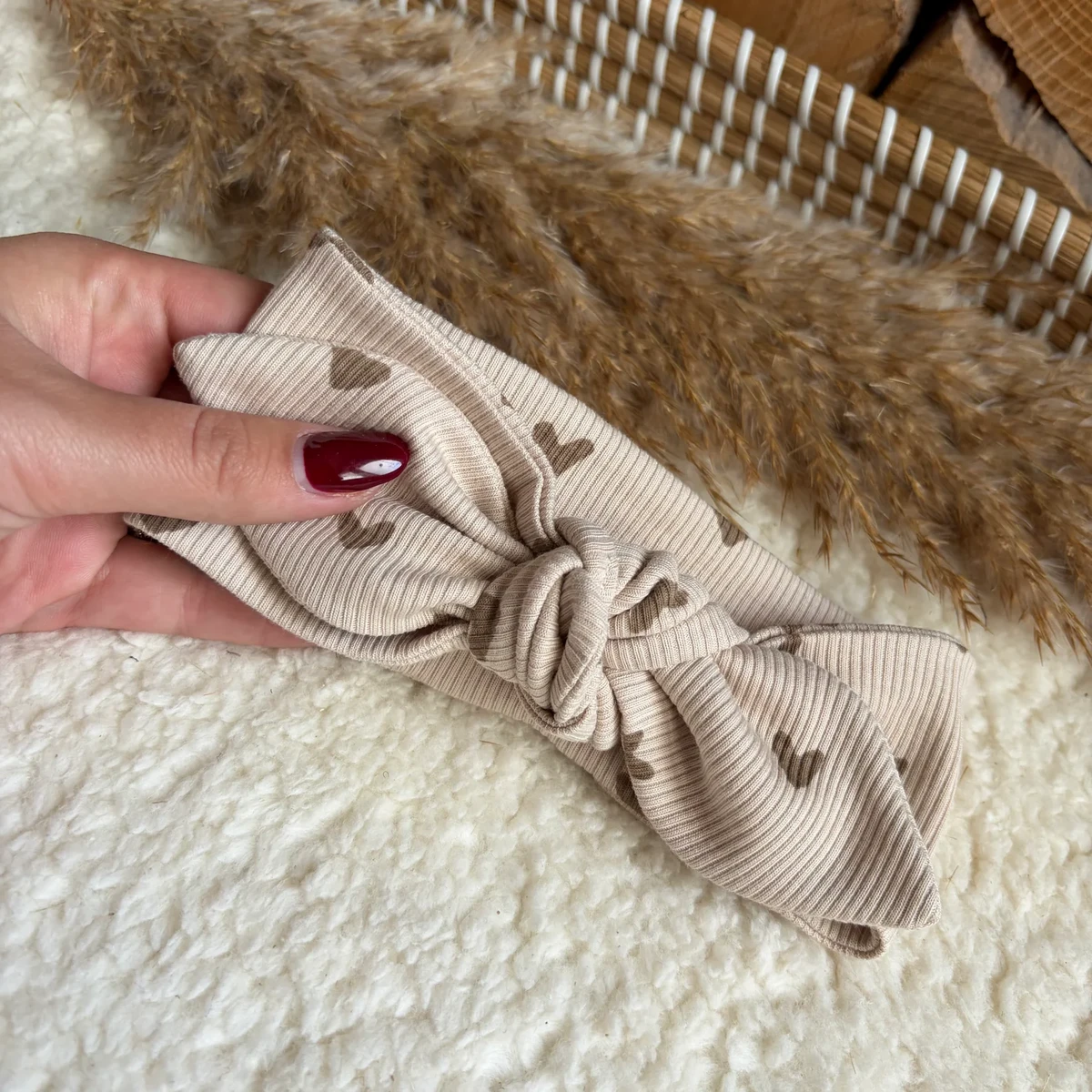 Pandebånd knude hjerter beige