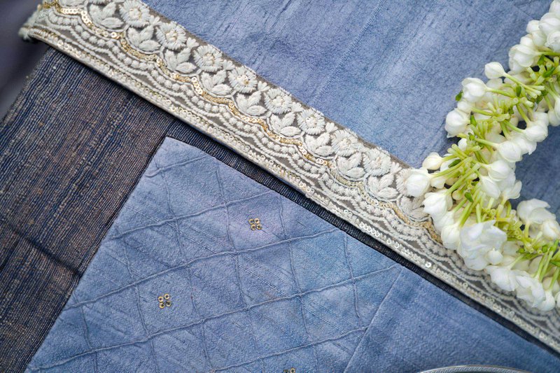 Dupion Silk Hand-Embroidered Table Runner With 6 Table Mats - Blue