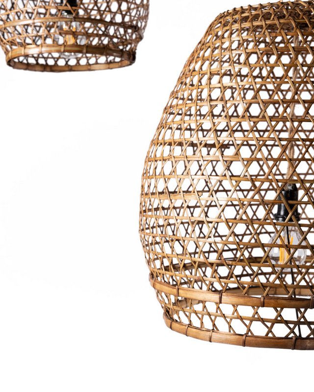 Lampada a sospensione tetto naturale di Mawar Ratan.