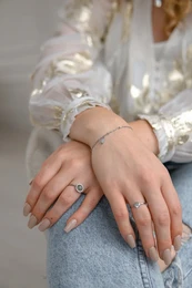 Birthstone Armbånd - Sølv (kan bestilles pr. måned)