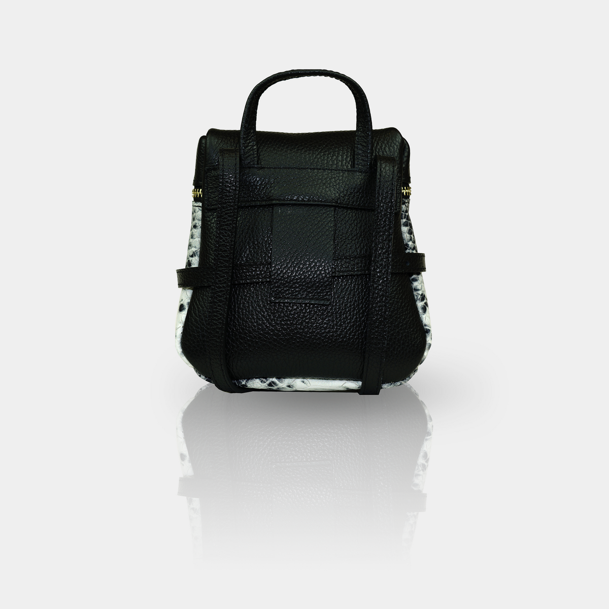 '' JERSEY '' leather shoulder bag / backpack