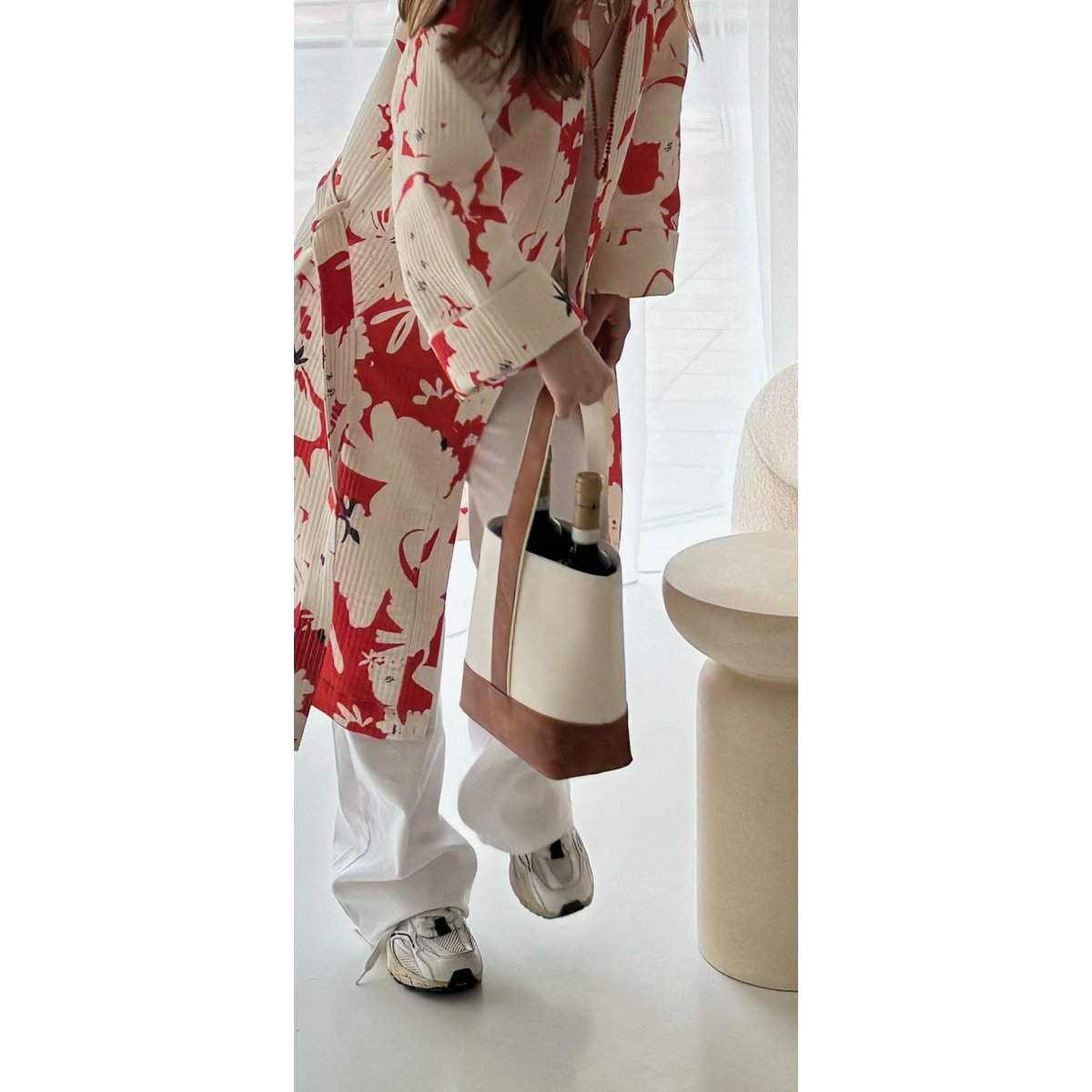 Sakura Kimono - 100% katoen met eigentijds patroon in sakura rood en gebroken wit, te gebruiken als bad- of huisjas maar ook als jasje