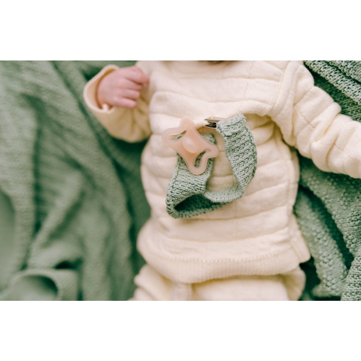 Mint diamond blanket