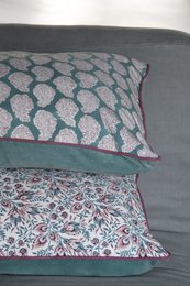 NEU - Kissen Shanti blau 40 x 60 cm