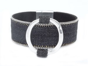 Magnetic bracelet in black denim