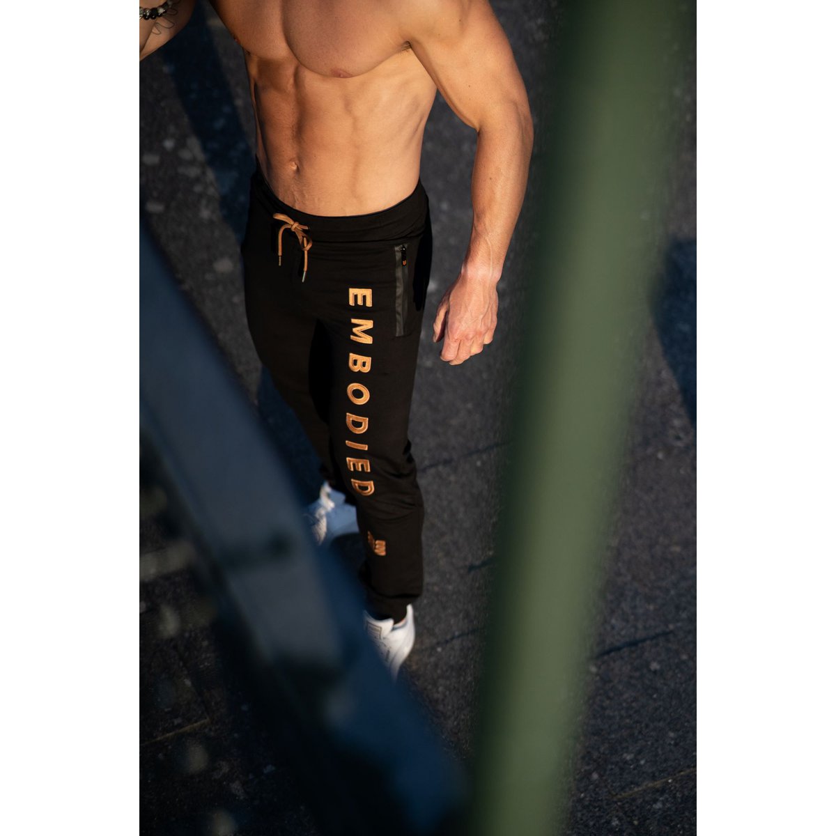 Spodnie treningowe Adonis Sweatpants Train&Relax z bawełny organicznej marki Empire Embodied