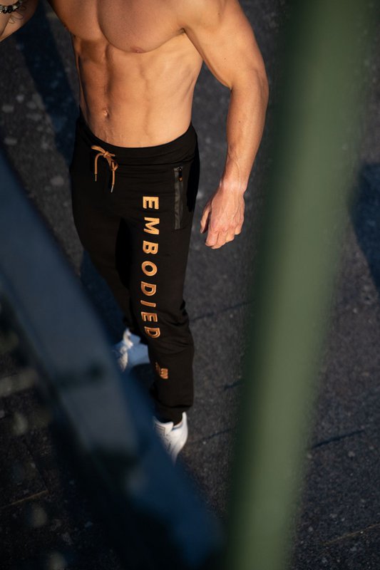 Trainingshose Adonis Sweatpants Train&Relax Bio-Baumwolle von Empire Embodied
