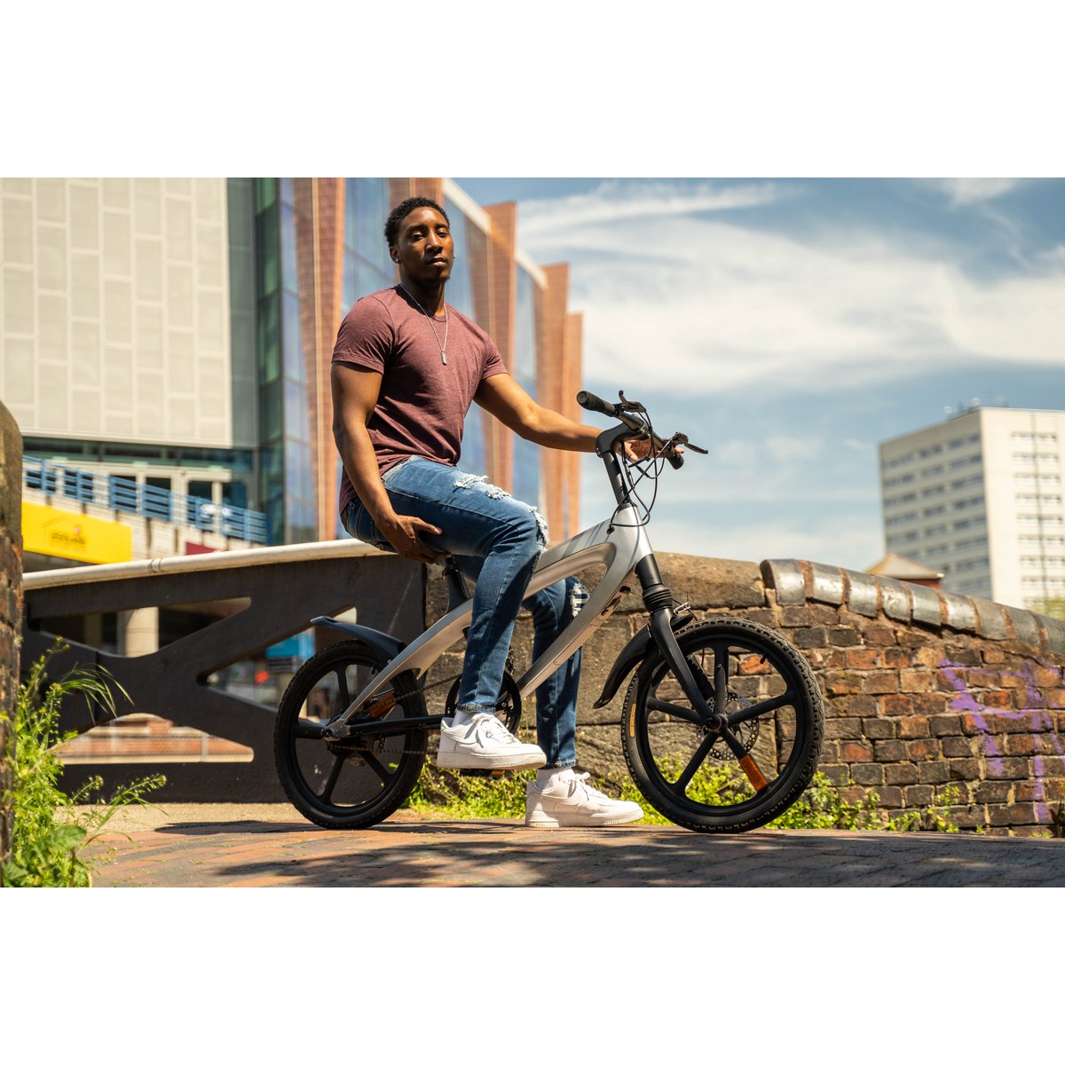 De Cruzaa Trapondersteuning Bluetooth Elektrische Fiets Solarbeam Geel