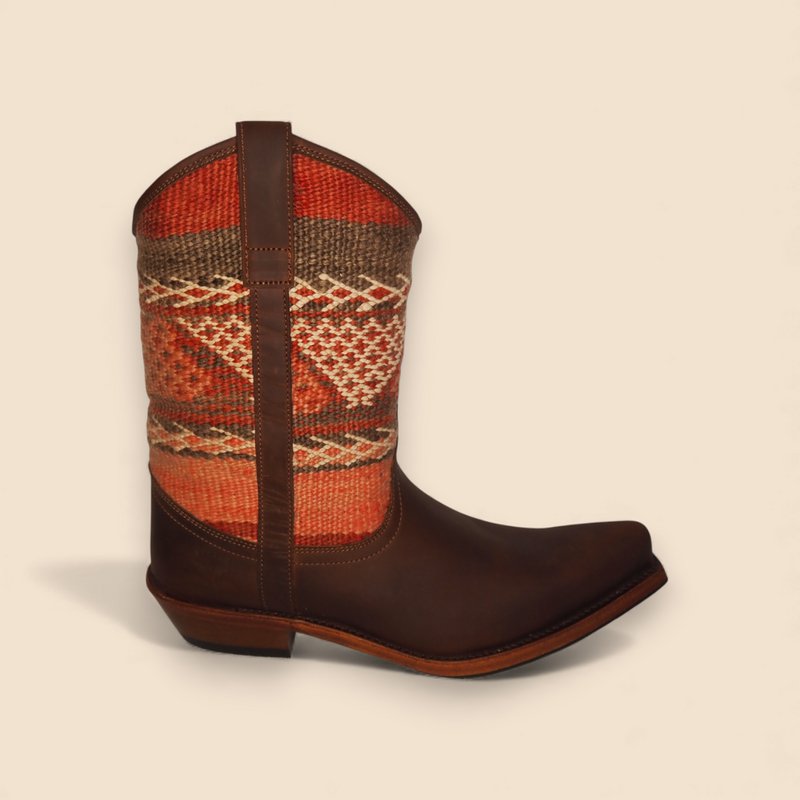 Bravas Kelim Boots – Håndlavede vestlige støvler med vintage marokkansk Kilim (lavet på bestilling)