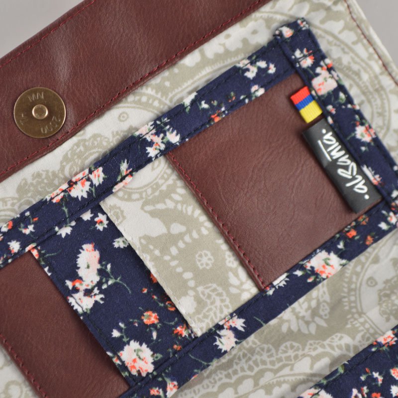 Monedero Clutch Vino Tinto - Estampado Floral