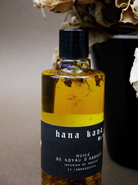 Olio di albicocca, malve, labradoriti