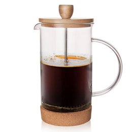 Glass French press coffee maker with wooden accents, 750 ml capacity.