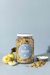 Biologische appel-hennep granola