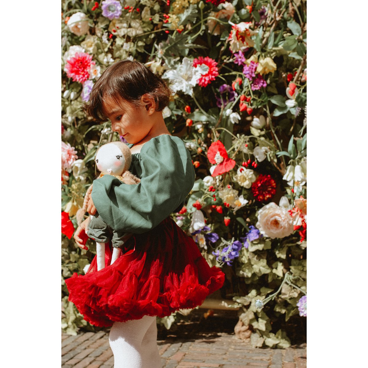 LOLI TUTU ROK