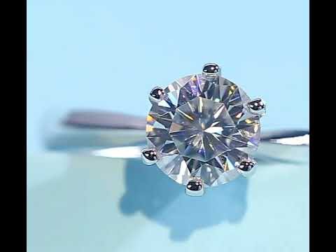 Anello solitario in moissanite a 6 artigli senza tempo