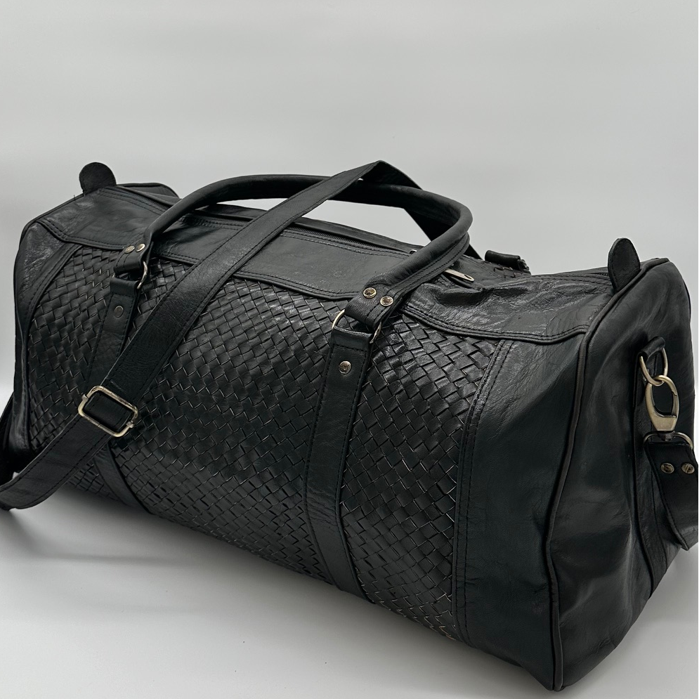 Classy Wonder Black-handmade lederen reistas