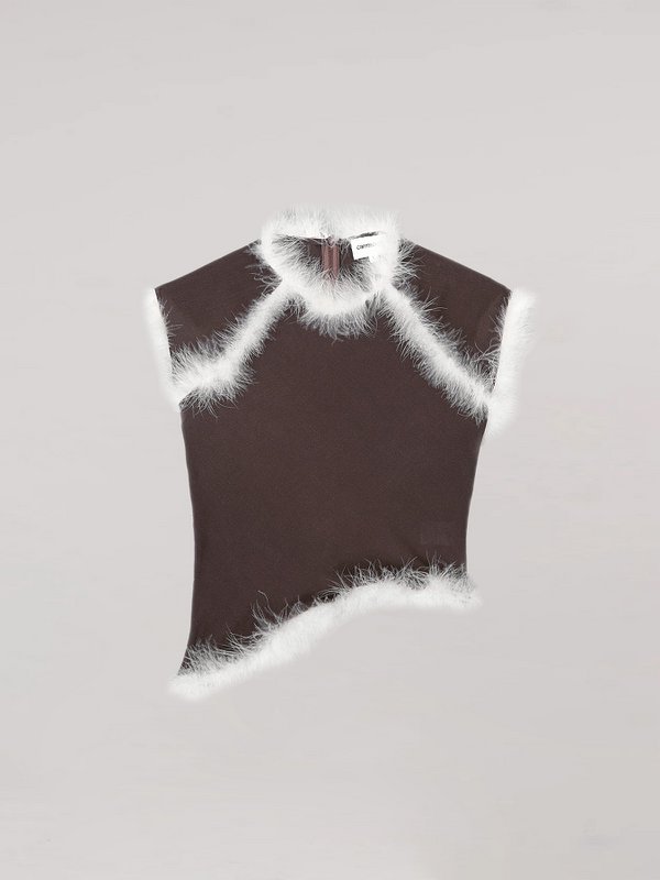 Bruine balans veren top