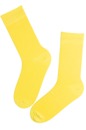 Hellgelbe Herrensocken von TAUNO