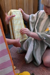 Poncho con cappuccio in spugna di cotone per bambini Lola Lemon