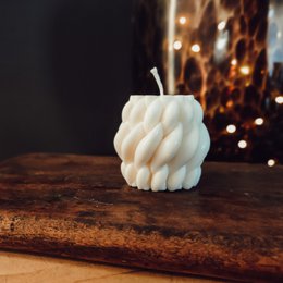 Wooly candle - Wooly twisted candle