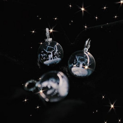 Clear Quartz Reindeer Necklace
