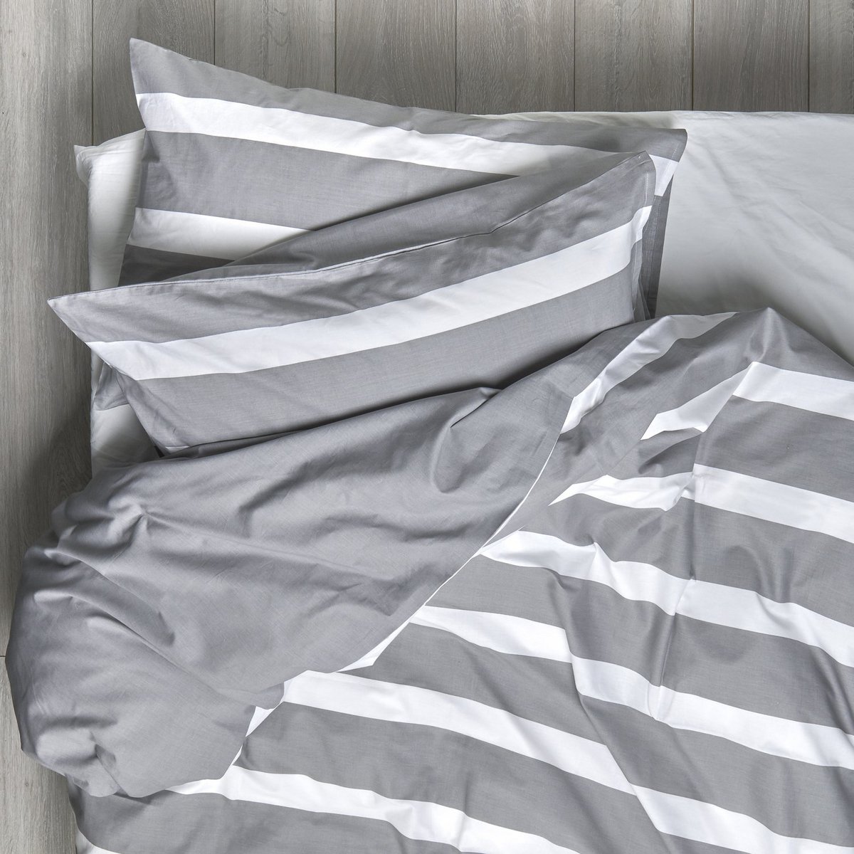 Set copripiumino e federa reversibili a righe sottili grigio Scandi