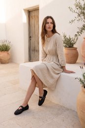 DORIS BLACK – Mary-Jane-Flats aus geflochtenem Raffiabast