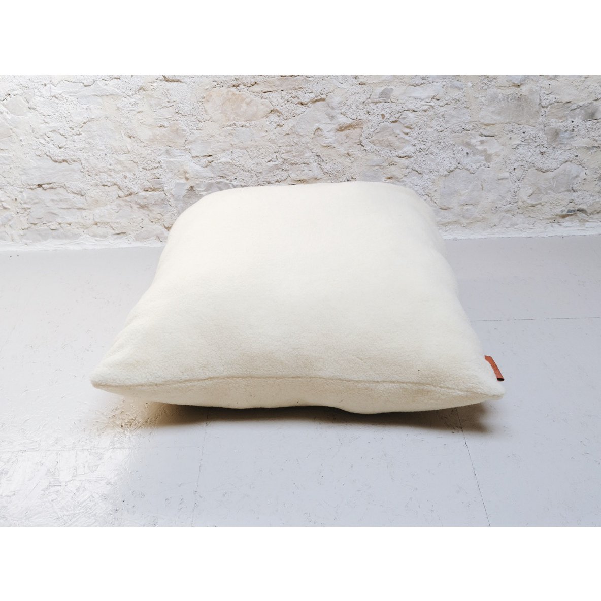 Square pouf