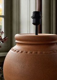 Terracotta nr.57 - Timelessly Human Collection - Keramisk bordlampe