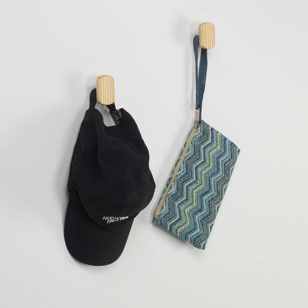 Vérone Hangers – cintres muraux en bois massif