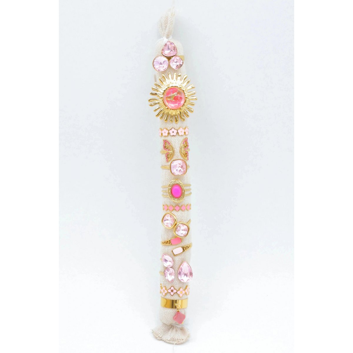 Viel Schmuck mit Display