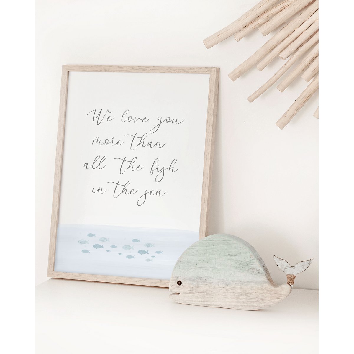 Wir lieben dich mehr als alle Fische im Meer-Poster, Surf-Poster, Surf-Dekor, Surf-Poster, Ozean-Poster, nautischer Kinderzimmer-Druck, Surf-Druck, Strand-Poster, Wellen-Druck, Kinderzimmer-Wandkunst, Kinderzimmer-Druck, Mädchenzimmer-Poster, Jungen 