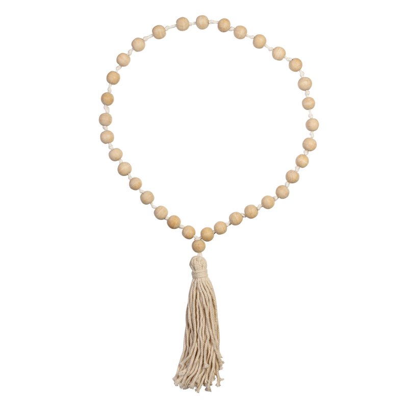 Wooden bead necklace with tassel macramé
