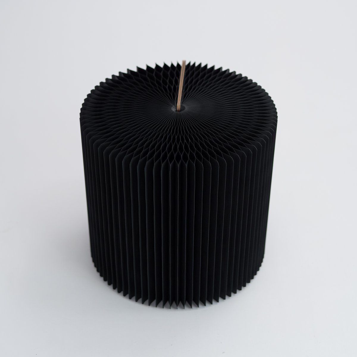 Foldable Circular Paper Table - Black