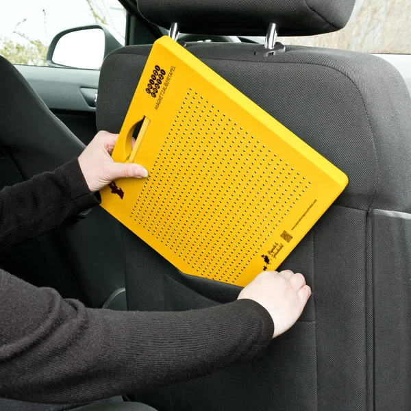 Magnetic drawing board: magic with magnetism - fine motor skills exercise