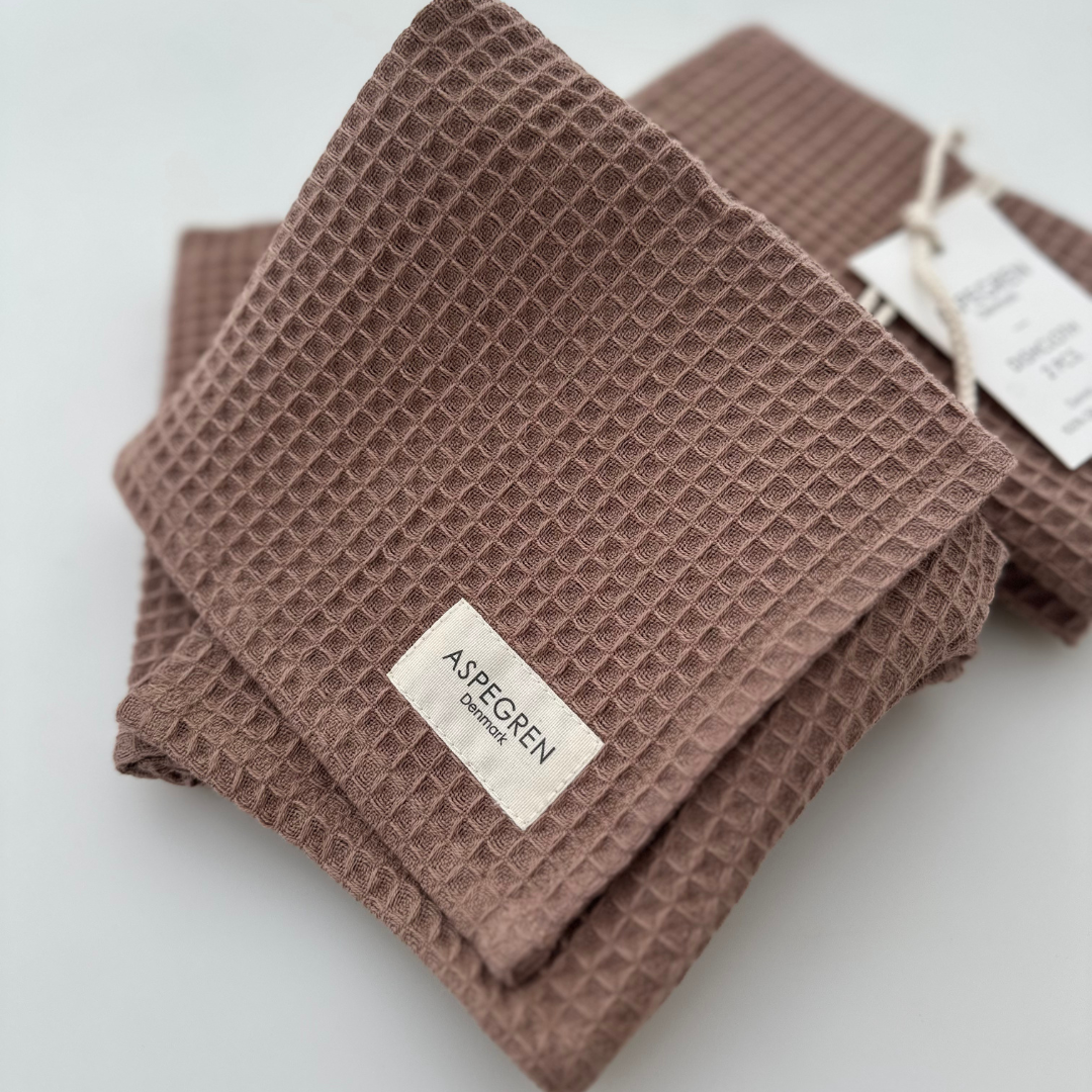 Tea Towel – North – Nougat