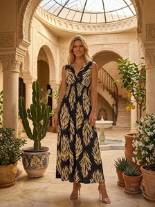 „Sommer“-Maxikleid – künstlerischer Ikat-Print und gesmokte Empire-Taille – 602-57