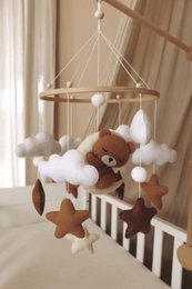 Handgemaakte Slapende Teddybeer Muziekmobiel - Boxmobiel - Baby mobile - mobile wickeltisch