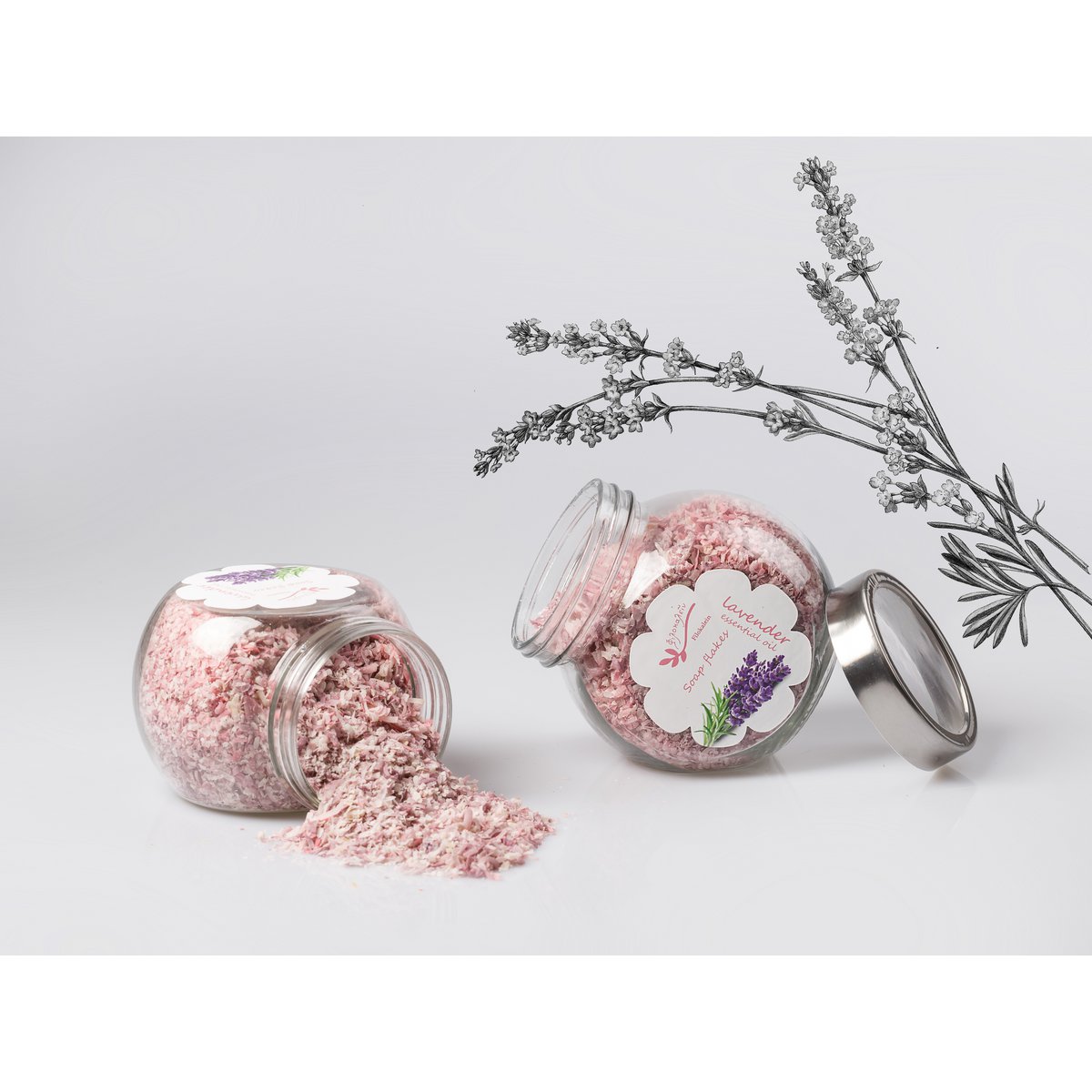 Naturlige sæbeflager med lavendel æterisk olie
